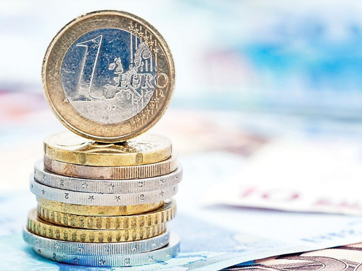 «Η χώρα και το εργατικό δυναμικό έχουν ανάγκη επιχειρήσεων πολλών. Σε κάθε μία δέον ν’ αντιστοιχεί μόνον ο αναγκαίος αριθμός εργαζομένων. Έτσι ώστε να υπάρχει περιθώριο απορρόφησης των λοιπών από άλλες υγιείς επιχειρήσεις.»