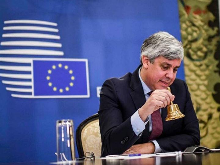 Το κείμενο της συμφωνίας αναφέρεται σε «ταμείο ανάκαμψης», που θα μπορούσε να παρέχει χρήματα στα κράτη- μέλη, χωρίς να γίνεται αναφορά σε «κορωνο-ομόλογα».