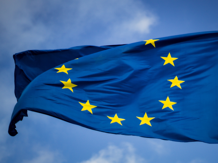 Οι πρώτες προσκλήσεις υποβολής προτάσεων για τον μηχανισμό «Συνδέοντας την Ευρώπη» για τον ψηφιακό τομέα θα δρομολογηθούν στις αρχές Ιανουαρίου 2022.