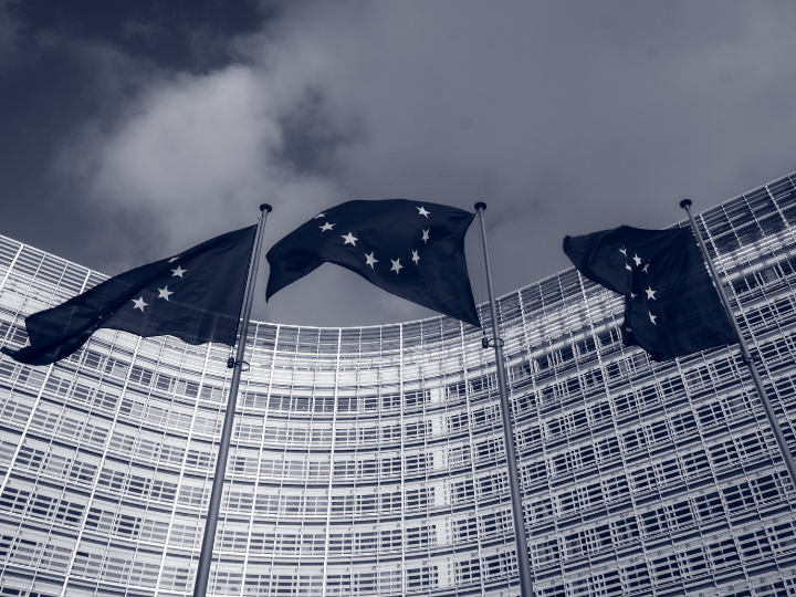 Είναι γνωστές οι συνέπειες στην ταλαίπωρη χώρα μας, που ενώ ήταν στο στρατόπεδο των νικητών του Β’ Παγκοσμίου Πολέμου, αντί να καρπωθεί κάποια οφέλη, οδηγήθηκε σ’ έναν αιματηρό και πολλαπλώς καταστροφικό εμφύλιο. Και, το απίστευτο, αυτοί οι άνθρωποι ήταν πρόθυμοι να «εκχωρήσουν» εδάφη της Μακεδονίας για ενίσχυση εκείνου του σκοπού.