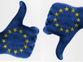 Ο Ευρωπαίος πολίτης θεωρείται από την φούσκα των Βρυξελλών ως υπεύθυνος καταναλωτής και ανεύθυνος ψηφοφόρος. Όταν πρόκειται για ασφάλεια τροφίμων, για καρκινογόνα σολάριουμ-όπως πρόσφατα αποφάνθηκε η επιστημονική επιτροπή της Κομισιόν- με μια σήμανση/ετικέτα ο πολίτης μπορεί να λάβει μια υπεύθυνη απόφαση. Όταν όμως θέλει να καταδικάσει τις πολιτικές των Βρυξελλών μέσω της ψήφου του, είναι ανεύθυνος.  