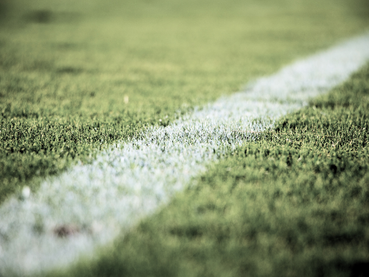 Το πρόβλημα του ελληνικού ποδοσφαίρου είναι δομικό. Ο πυρήνας του βρίσκεται στο νοσηρό ανταγωνισμό των ιδιοκτητών των μεγάλων ΠΑΕ