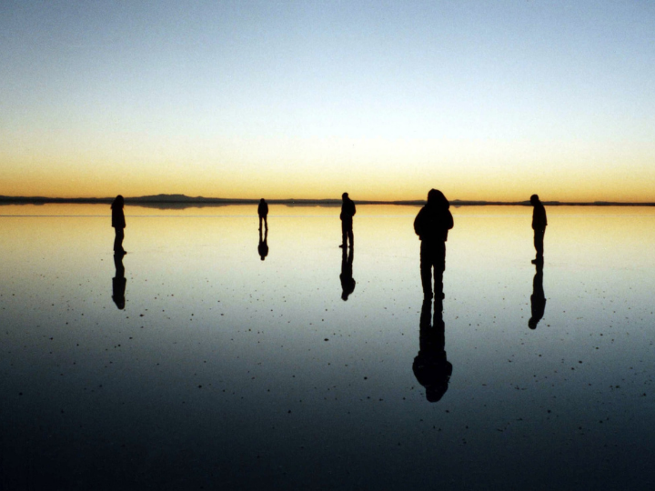 «Τις τελευταίες δεκαετίες αναπτύσσονται πλείστες όσες πρωτοβουλίες για την αναχαίτιση της ανθρωπογενούς καταστροφής και τη διάσωση του Πλανήτη, που νομοτελιακά θα εξαφανιστεί μετά από κάποια δισεκατομμύρια χρόνια».