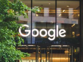 Η νέα πολιτική της Google θα εφαρμοστεί αρχικά στη Βρετανία σε μια εβδομάδα (πριν τις βουλευτικές εκλογές), σε όλη την Ευρωπαϊκή Ένωση έως το τέλος του έτους και στον υπόλοιπο κόσμο στις 6 Ιανουαρίου 2020, σύμφωνα με το BBC, το πρακτορείο Reuters και τη Guardian.