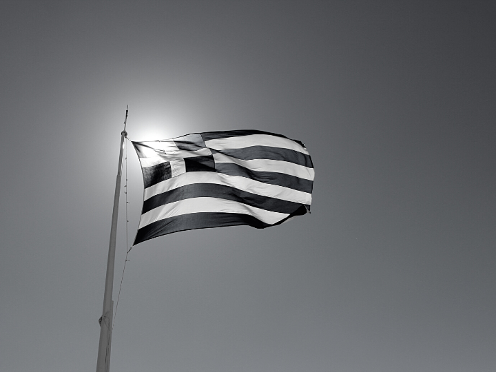 «Το θλιβερό συμπέρασμα είναι ότι η Ελλάδα χρησιμοποιείται στυγνά από «φίλους» και «συμμάχους» για τα δικά τους αποκλειστικά συμφέροντα. »