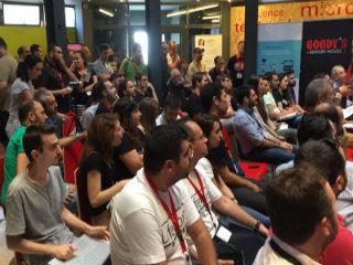 Στο Crowdhackathon #transport εκτός από τους διαγωνιζόμενους συμμετείχαν 20 μέντορες που υποστήριξαν και συμβούλευσαν τις ομάδες στην υλοποίηση, 25 επιχειρήσεις καθώς και 40 στελέχη της δημόσιας διοίκησης.