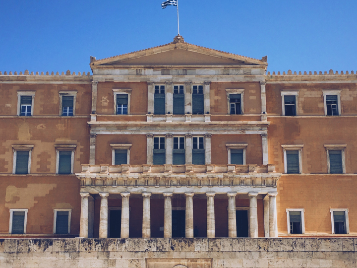 Εάν δεν γίνουν οι αναγκαίες αλλαγές στην οπτική του πολιτικού συστήματος σε λειτουργικό χρόνο, θα αυξάνεται ο βαθμός κόπωσης των πολιτών. 