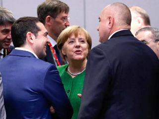 Προειδοποίησε, ακόμη, ότι η ΕΕ «θα απαντήσει με αντίμετρα», εάν η κυβέρνηση Τραμπ καταλήξει σε επιβολή δασμών στον ευρωπαϊκό χάλυβα και το αλουμίνιο.