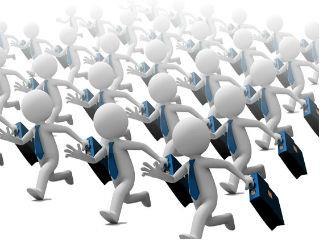 «Δοθέντος ότι η ισορροπία και η σταθερότητα της σχέσης Τ/Ν αποτελεί τον βασικό όρο μακροχρόνιας αναπτυξιακής ευστάθειας σε μία μικρή ανοιχτή οικονομία, σε αυτό πρωτίστως –δηλαδή στην διατήρηση της σταθερότητας στην σχέση Τ/Ν– οφείλει να αποβλέπει η ακολουθούμενη οικονομική πολιτική. Ως εκ τούτου, η ανάπτυξη της μικρής ανοικτής οικονομίας δεν μπορεί να επιδιώκεται με επεκτατικές δημοσιονομικές και νομισματικές πολιτικές. Αντιθέτως, απαιτεί πολιτικές που εστιάζουν στην διαρκή αναβάθμιση του ανθρώπινου κεφαλαίου της χώρας και στην επιδίωξη της απρόσκοπτης, ευέλικτης λειτουργίας των αγορών εργασίας, κεφαλαίου και προϊόντων», γράφουν οι Δημήτρης και Χρήστος Α. Ιωάννου.