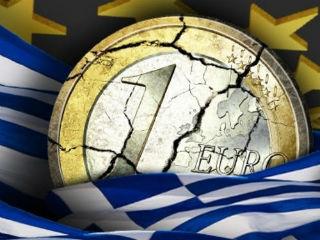 Έτσι σήμερα διακυβεύονται στην Ελλάδα θεμελιακές αξίες, όπως η ελευθερία, η δημοκρατία, η γεωπολιτική κατάσταση της χώρας και, βέβαια, ο χιλιάδων ετών πολιτισμός της. Ακόμα χειρότερα, η φυγή από την Ελλάδα των πιο ικανών και ταλαντούχων νέων μας, στερεί την οικονομία και την κοινωνία από ζωτικές δυνάμεις δημιουργίας και αλλαγής, σε μία εποχή όπου παγκοσμίως οι μεταβολές είναι ραγδαίες και βαθειές ως προς την υφή τους.