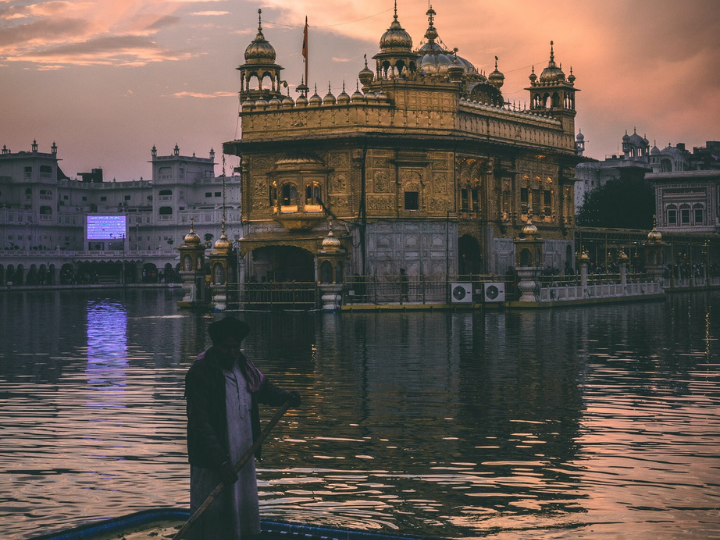 H Ινδία αναζητά τρόπους να καταστεί ανεξάρτητος παράγοντας ασφάλειας στην Αραβική Θάλασσα, έναν ρόλο που μπορεί να της επιτρέψει να αποκτήσει στρατηγικό πλεονέκτημα έναντι της Κίνας. 