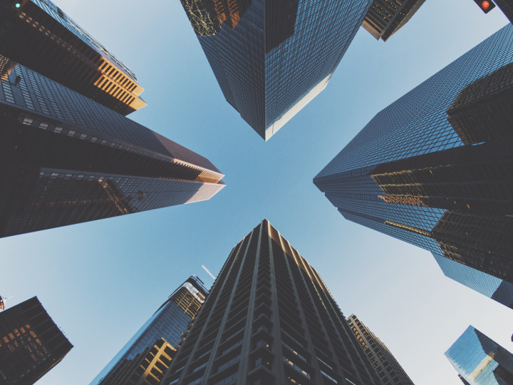 Κάποιοι πιστεύουν ότι αυτές οι «λεπτομέρειες» παίρνουν απαρατήρητες από τους Οίκους Αξιολόγησης;Υπογραμμίζουμε ότι ακριβώς το αντίθετο συμβαίνει…