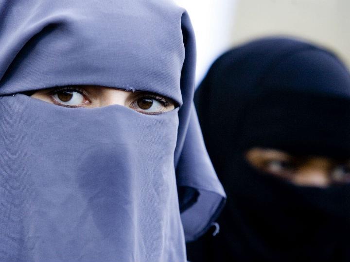 «Οι κοινωνίες μας εξακολουθούν να γεμίζουν από πιστούς του Αλλάχ. Των οποίων η συμπεριφορά ποικίλλει, ανάλογα με τους αριθμούς τους.»