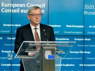 Ο Πρόεδρος της Επιτροπής Ζαν-Κλοντ Γιούνκερ δήλωσε σχετικά: «Το Σχέδιο Γιούνκερ αποδείχθηκε επιτυχές. Ξεπεράσαμε τον αρχικό επενδυτικό στόχο των 315 δισ. EUR και το Ευρωπαϊκό Ταμείο Στρατηγικών Επενδύσεων αναμένεται να δημιουργήσει 1,4 εκατ. θέσεις εργασίας, το δε ΑΕΠ της ΕΕ αναμένεται να αυξηθεί κατά 1,3 % έως το 2020. Έχουμε χρηματοδοτήσει έργα, τα οποία δεν θα είχαν υλοποιηθεί χωρίς το ΕΤΣΕ, και μάλιστα χωρίς να δημιουργήσουμε νέο χρέος: τα δύο τρίτα των επενδύσεων προέρχονται από τον ιδιωτικό τομέα.» 