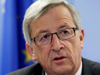 Διότι αυτός είναι και ο απώτερος στόχος του πραξικοπηματικού δημοψηφίσματος –στο οποίο, αν επικρατήσει το όχι, θα είναι αναπόφευκτη και η πολιτική εκτροπή στην χώρα, 93 χρόνια μετά την Μικρασιατική Καταστροφή.