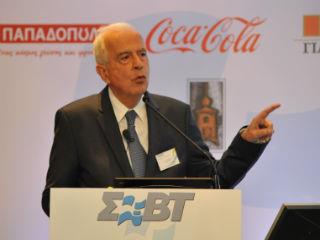 Ο κύριος Ευάγγελος Καλούσης, Πρόεδρος του ΣΕΒΤ, εστίασε στο θέμα της ανάπτυξης και τους τρόπους επίτευξής της. Συγκεκριμένα ανέφερε: «Για την επίτευξη της ανάπτυξης απαιτείται να ακολουθηθούν αποτελεσματικές στρατηγικές, οι οποίες θα στηρίζουν τους σημαντικότερους κλάδους της ελληνικής οικονομίας, δηλαδή τη γεωργία, τη βιομηχανία, τον τουρισμό και τη ναυτιλία που δημιουργούν νέο πλούτο, εισόδημα και θέσεις εργασίας».