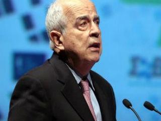 Ας σημειωθεί επίσης ότι το 2015, σε ευρωπαϊκό επίπεδο, ο ΣΕΒΤ ενίσχυσε την παρουσία του στο ευρωπαϊκό θεσμικό όργανο του κλάδου, με τον πρόεδρό του κ.  Ευάγγελο Καλούση να εκλέγεται μέλος στο νέο ΔΣ της FoodDrinkEurope (FDE). «Πρόκειται για μία σημαντική παρουσία, που βοηθά την εξωστρέφεια και ενισχύει το κύρος του ελληνικού κλάδου», τονίζει η γενική διευθύντρια του ΣΕΒΤ.