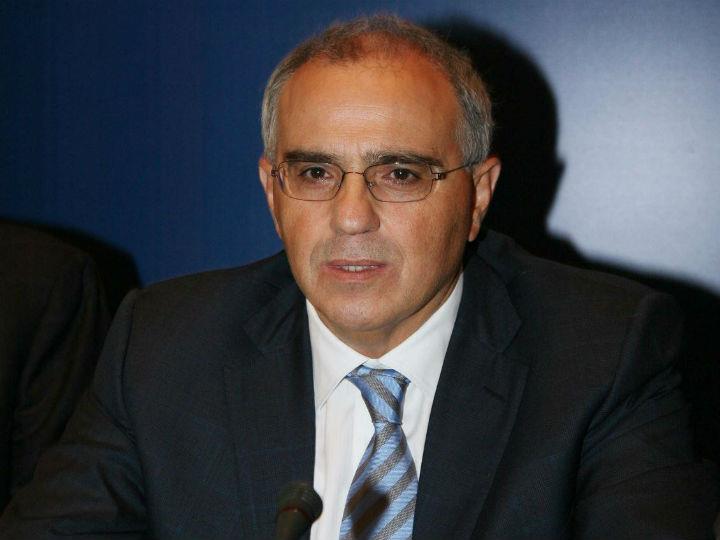 «Η πανδημία Covid-19 ανέτρεψε βίαια αυτή τη δυναμική, οδηγώντας σε βίαιη ύφεση την ελληνική και το σύνολο σχεδόν της παγκόσμιας οικονομίας, ενώ οι οικονομικές εκτιμήσεις για το κοντινό μέλλον είναι ακόμα αποθαρρυντικές εντός και εκτός Ελλάδος.»