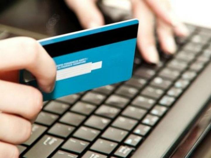 Το «λιανικό εμπόριο 360ο» διευρύνει τις πωλήσεις προς μια νέα ομάδα απαιτητικών καταναλωτών, τους διασυνδεδεμένους καταναλωτές. Για αυτούς, εμπειρία εξυπηρέτησης δεν είναι μόνο η χαμηλή τιμή, η ποιότητα των προϊόντων, ή οι επικοινωνιακές ικανότητες των πωλητών. Αναζητούν επιπλέον ορθή ενημέρωση για τους όρους της συναλλαγής και εμπορική φερεγγυότητα. 