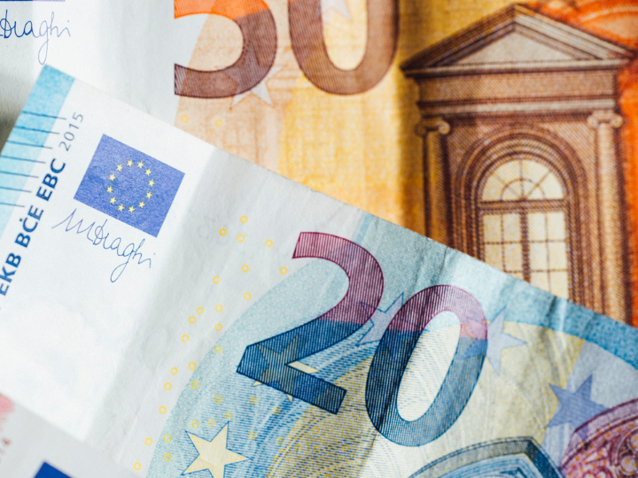 Η στήριξη της αύξησης των μισθών και τα μέτρα για την αντιστροφή των ανισοτήτων δεν είναι μόνο κοινωνικά δίκαια, αλλά ίσως ο μόνος τρόπος για ανάπτυξη και βιώσιμη και δίκαιη.