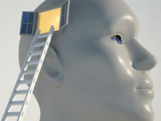 Οι επιπτώσεις της ψηφιακής κοινωνίας στην οικονομία αναγνωρίζονται πλέον από όλους. Οι επιπτώσεις δε αυτές δεν αντικαθιστούν την περίφημη βιομηχανική κοινωνία, αλλά αποτελούν μιαν άλλη εκδοχή της. Η ψηφιοποίηση αποτελεί μία μορφή λιπαντή της μηχανής των βιομηχανικών κοινωνιών, η οποία είναι πολύ ταλαιπωρημένη και αδυνατεί να δημιουργήσει ανάπτυξη και θέσεις εργασίας.