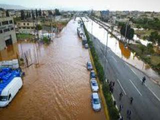 Το θέμα είναι μετά την τραγωδία, τι κάνουμε από εδώ και πέρα. Θα συνεχίσουμε να ζούμε μες το βούρκο και τη λάσπη; Ή θα αλλάξουμε αφήνοντας πίσω το κακό μας παρελθόν, αλλά και εαυτό; Θα ανοίξουμε ένα νέο δρόμο για τα παιδιά μας; Το αύριο θα γίνει καλύτερο; Ή θα τους κληρονομήσουμε αυτό το άθλιο κράτος με προίκα τα δυσβάσταχτα οικονομικά βάρη;