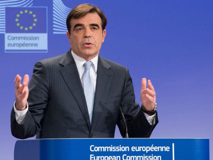 Δεδομένου του επείγοντος χαρακτήρα των τοπικών καταστάσεων σε πολλά κράτη μέλη, οι συννομοθέτες καλούνται να φτάσουν σε πολιτική συμφωνία για τις βασικές αρχές του Κανονισμού για τη Διαχείριση του Ασύλου και της Μετανάστευσης, την υιοθέτηση του κανονισμού για την Υπηρεσία Ασύλου της ΕΕ καθώς και του κανονισμού για το Eurodac έως το τέλος του έτους.