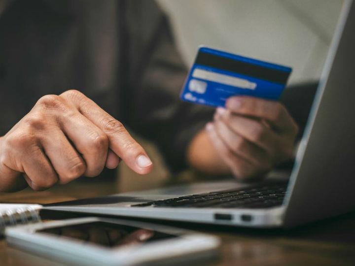 Ο δείκτης καταναλωτικού κλίματος λιανικής, τον Ιούνιο του 2020, διαμορφώθηκε στο -38, σαφώς μειωμένος σε σχέση με το μήνα βάσης και την προηγούμενη μέτρηση, τον Οκτώβριο του 2019. 