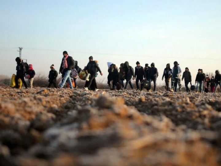 Η αύξηση του πληθυσμού προκαλεί μονίμως ανησυχίες όσον αφορά το μέλλον του πλανήτη. Θα έχει άραγε για πάντα η Γη την ικανότητα να θρέψει τους ανθρώπους ή μήπως ελλοχεύει ο κίνδυνος του υπερπληθυσμού, που θα κατέληγε σε αιματηρές συγκρούσεις για την επιβίωση;