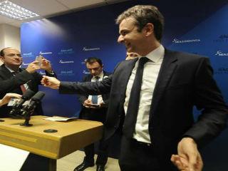 Όπως δήλωσε ο Τ. Μπαλτάκος, πρώην Γ.Γ. της κυβέρνησης της ΝΔ, ο Κυριάκος ήταν ο μόνος υπουργός του Σαμαρά, που έκανε μόνο ότι τον έβρισκε σύμφωνο. Οι υπόλοιποι υπουργοί ενεργούσαν χωρίς αντιρρήσεις στις υποδείξεις του Μεγάρου Μαξίμου.