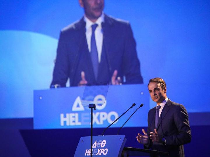 Ο Ιταλός καθηγητής στο Χάρβαρντ και οικονομολόγος Αλμπέρτο Αλεσίνα, γνωστός για την εξειδίκευσή του στο επίμαχο αυτό θέμα, μαζί με δύο ακόμα καταξιωμένους συναδέλφους του, όχι μόνον την αμφισβητεί, αλλά αποδεικνύει με στοιχεία που δύσκολα αμφισβητούνται ότι «η λιτότητα ως τέτοια δεν υπάρχει».