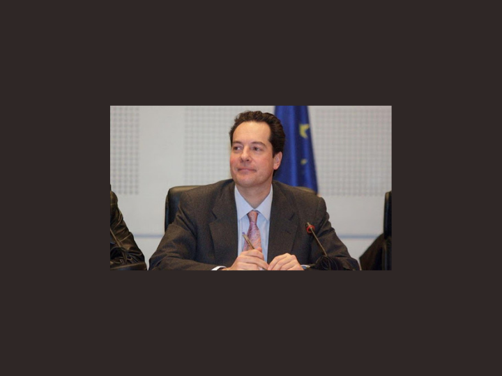 «Ο δρόμος είναι ανεπίστρεπτος δεν σημαίνει πως θα τον διανύσουμε κιόλας. Το κλειδί ωστόσο είναι στα χέρια μας - και είναι συλλογικό.»