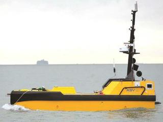  Τα αυτόνομα πλοία του μέλλοντος, που θα λειτουργούν χωρίς ναυτικούς με remote control από την ξηρά. Πρόκειται για απίστευτα σενάρια επιστημονικής φαντασίας; Στις θαλάσσιες μεταφορές, κατ’ εξοχήν παγκοσμιοποιημένες, η ψηφιοποίηση θα παίξει πρωταγωνιστικό ρόλο στις προσεχείς δεκαετίες. Αυτό εντοπίστηκε ήδη σε επίπεδο Ευρωπαίων νομοθετών/πολιτικών και σε εφοπλιστικό επίπεδο.