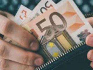 Όσο οι κεντρικές τράπεζες εξαντλούν τα εργαλεία τόνωσης των οικονομιών όταν αυτές κλονίζονται, περισσότερη από τη βαριά δουλειά θα χρειαστεί να γίνεται από τις περικοπές φόρων και τις δημόσιες δαπάνες.
