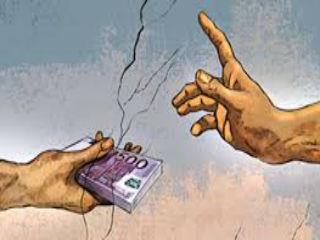 Όποιος τολμήσει να επικρίνει όχι μόνον τις πρακτικές αλλά και την νοοτροπία του επιχειρηματικού κατεστημένου, να θέσει τον δάκτυλο επί τον τύπο των ήλων μίας σε μεγάλο βαθμό παρασιτικής αντίληψης που διέπει όλους σχεδόν τους μεγαλοσχήμονες της οικονομικής ζωής του τόπου, αντιμετωπίζεται ως δημόσιος κίνδυνος που πρέπει να καταδικαστεί σε σιωπή.