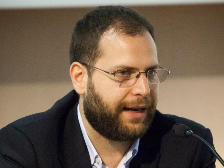 «Η εμπειρία αντιμετώπισης της χρηματοπιστωτικής κρίσης, με προγράμματα ποσοτικής χαλάρωσης, είναι πολύτιμη. Θα ήταν αδιανόητο τα ευρωομόλογα να είναι ρευστότητα για την συντήρηση ενός συστήματος με δομικές ατέλειες.»