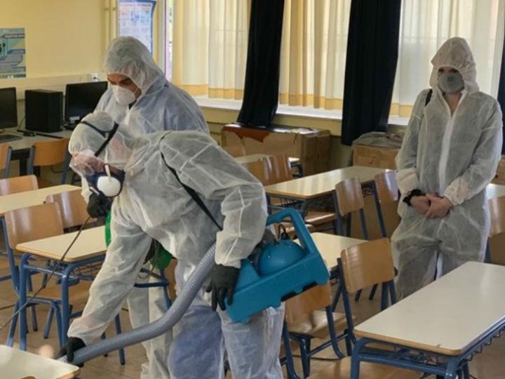 Η έκθεση, με τίτλο «The Impact of COVID-19 on education» (Οι επιπτώσεις της COVID-19 στην εκπαίδευση), σημειώνει ότι το εκπαιδευτικό αποτέλεσμα των εξ αποστάσεως μαθημάτων στη διάρκεια της καραντίνας ωχριά μπροστά στη δουλειά που θα γινόταν αν τα σχολεία είχαν παραμείνει ανοικτά.