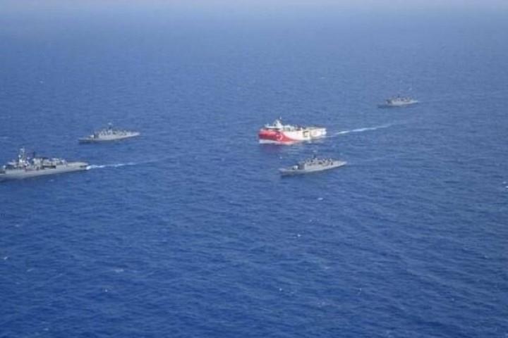 Οι οικονομικές υπερδυνάμεις στις μέρες μας δεν προβαίνουν σε σκληρές κυρώσεις προς την Τουρκία για τις παράνομες ενέργειές της στην Κύπρο, αλλά αρκούνται σε τυπικές ανακοινώσεις. Οι στενές επιχειρηματικές - εμπορικές σχέσεις που έχει αναπτύξει η Τουρκία με αυτές τις χώρες λειτουργούν «προστατευτικά» για την ίδια, καθώς διακυβεύονται σημαντικά οικονομικά συμφέροντα στην τουρκική επικράτεια.