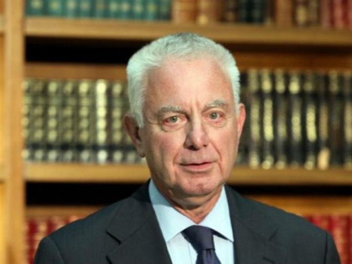 «Όσο πιο αγκυλωμένο, γραφειοκρατικό και αναποτελεσματικό θα είναι το θεσμικό πλαίσιο της χώρας για την προσέλκυση επενδύσεων, τόσο περισσότερα ατού θα προσφέρει στους αντιπάλους της.»