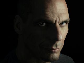 Το ερώτημα είναι, όμως, κατά πόσον οι νέοι φίλοι του Έλληνα πρώην υπουργού θα δεχθούν να συνεργάζονται μαζί του όταν διαπιστώσουν πτυχές του χαρακτήρα και της προσωπικότητάς του.