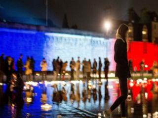 Η επίθεση των τρομοκρατών στο Παρίσι είναι στην ουσία επίθεση εναντίον του τρόπου ζωής μας, της ισοτιμίας των πολιτών, της ελευθερίας της σκέψης και έκφρασης και των ελπίδων και προσδοκιών μας για ένα καλύτερο αύριο. 