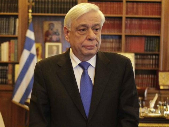 «Ακόμη κι αν οι 22 φίλτατοι του ΚΙΝΑΛ συστρατευθούν με τους 158 της ΝΔ, το άθροισμα υπολείπεται σημαντικά του απαιτούμενου αριθμού.»
