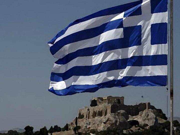 «Λογικώς ανεξήγητο πώς στην υπόθεση των Πρεσπών, τόσο η ελληνική όσο και η βορειομακεδονική κυβέρνηση κατηγορήθηκαν περίπου για «προδοσία» από τους «σκληρούς» στο εσωτερικό της χώρας τους (αφού αν ο ένας ήταν προδότης, ο άλλος θα έπρεπε να είναι θριαμβευτής), ενδεικτικό όμως ενός κλίματος που στέκεται εμπόδιο σε κάθε συμβιβασμό.»