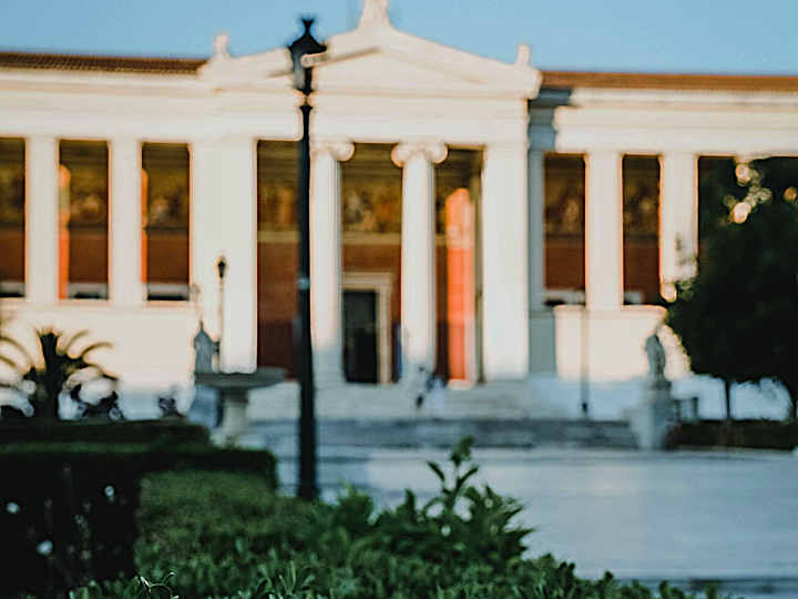 Είναι γεγονός ότι, σπάνιας ή και μοναδικής ιστορικής αξίας «Τόποι», συρρικνώθηκαν δραματικά, αλλοιώθηκαν από μία καλπάζουσα και βίαιη αστικοποίηση, ειδικότερα αυτός της Ακαδημίας Πλάτωνος, ενώ σήμερα, το προστατευόμενο Άλσος, κυριολεκτικά ασφυκτιά.