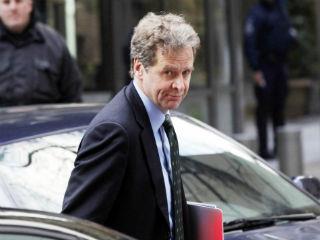 Μολονότι οι γνωρίζοντες  τις διαπραγματεύσεις από μέσα, υποστηρίζουν ότι εντός των επομένων εικοσιτετραώρων θα υπάρξει συμφωνία, εν τούτοις την ίδια ώρα κανείς δεν μπορεί να αποκλείσει ένα ατύχημα.