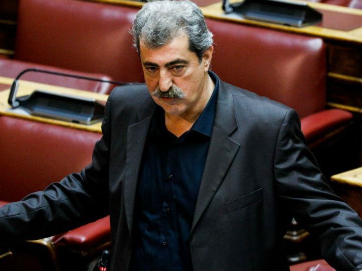 «Στις σημερινές συνθήκες κρίσης και αβεβαιότητας ο τραμπισμός πρωτίστως και ο πολακισμός δευτερευόντως στην Ελλάδα, είναι δύο φαινόμενα που θα έχουν διάρκεια. Σίγουρα δε, ο ακροδεξιός λαϊκισμός, θα συμπράξει με την ακροαριστερή ασυναρτησία και ανοησία.»