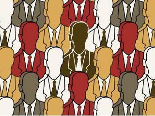 Ο διχαστικός λόγος του κ. Τσίπρα απέχει πολύ από τού να συμβάλει στην παραγωγική ανάκαμψη και στην εκφυγή από την απελπιστική εσωστρέφεια. Ενημερώνοντας ως έωλο εμφυλιοπολεμικό κατάλοιπο, ο λαϊκιστικός πολιτικός λόγος οδηγεί μοιραία σε φαύλο κύκλο ανερμάτιστων πολιτικών, την ώρα που τα προβλήματα με τα βάναυσά τους παράγωγα είναι πάντα εκεί.