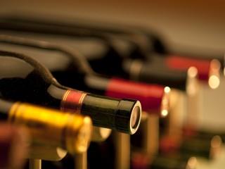 Είχαν περάσει 20 χρόνια από την τελευταία φορά που το Court of Master Sommeliers συνδιοργάνωσε μία αντίστοιχη επίσκεψη που είχε στόχο τον εμπλουτισμό των γνώσεων των Master Sommeliers πάνω στον ελληνικό αμπελώνα. Το πρώτο εκείνο ταξίδι είχε καταλυτική επίδραση στην αύξηση της αναγνωρισιμότητας του ελληνικού κρασιού στην Αμερικανική αγορά.
