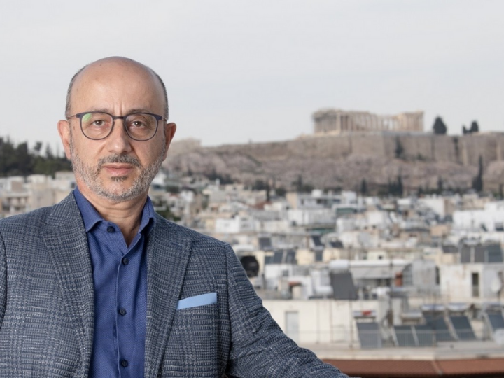 Η Ευρωπαϊκή Επιτροπή με ανακοίνωσή της από τις αρχές του 2020 έχει δημοσιοποιήσει τη στρατηγική της για τον ψηφιακό μετασχηματισμό της Ευρωπαϊκής Ένωσης, για τη διαμόρφωση μιας ανοικτής και δημοκρατικής κοινωνίας και μιας δυναμικής και βιώσιμης οικονομίας.