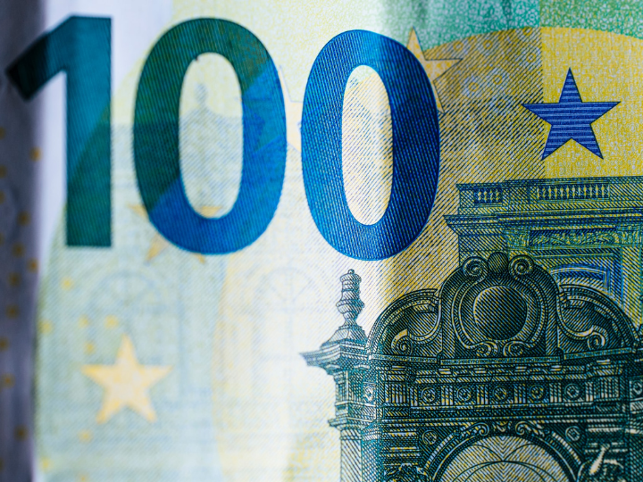 «Το RRF διαθέτει ξεχωριστό πυλώνα δράσεων για την υγεία και τη δημόσια διοίκηση, που περιλαμβάνει επίσης την προετοιμασία για την αντιμετώπιση κρίσεων, την αποτελεσματικότητα των δικαστηρίων».